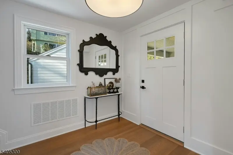 30 Edgecliff Rd, Upper Montclair, NJ 07043 - Image #3