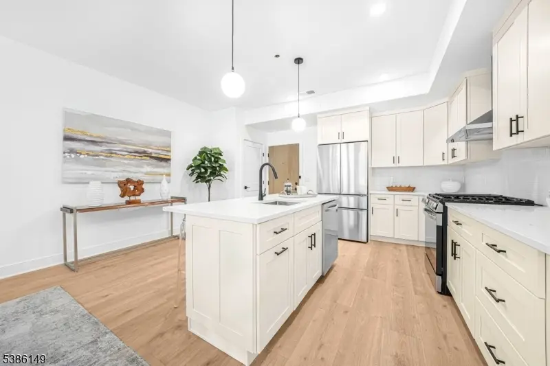 203 Encampment Ct, Towaco, NJ 07082 - Image #3