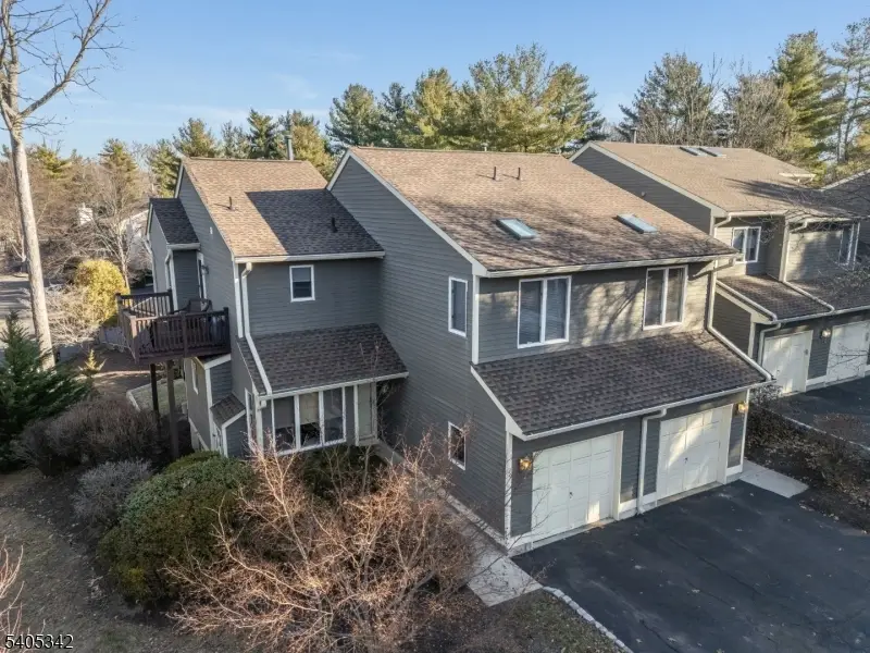 29 Inverrary Pl, Clinton Township, NJ 08801 - Image #1