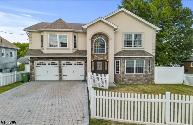 431 Raritan Rd, Linden, NJ 07036 - Image #1