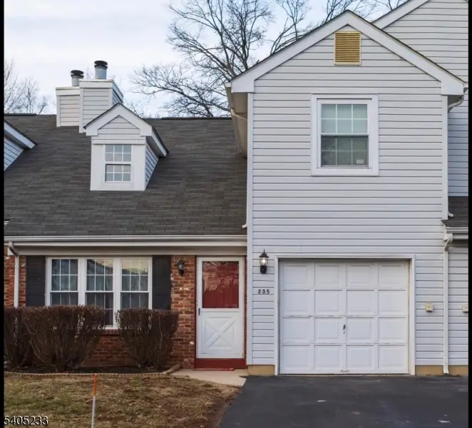 235 Tintern Ct, Franklin Township, NJ 08873 - Image #1