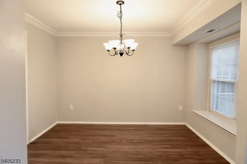 235 Tintern Ct, Franklin Township, NJ 08873 - Image #3