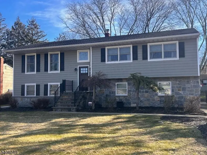 2 Holderith Rd, West Caldwell, NJ 07006 - Image #1