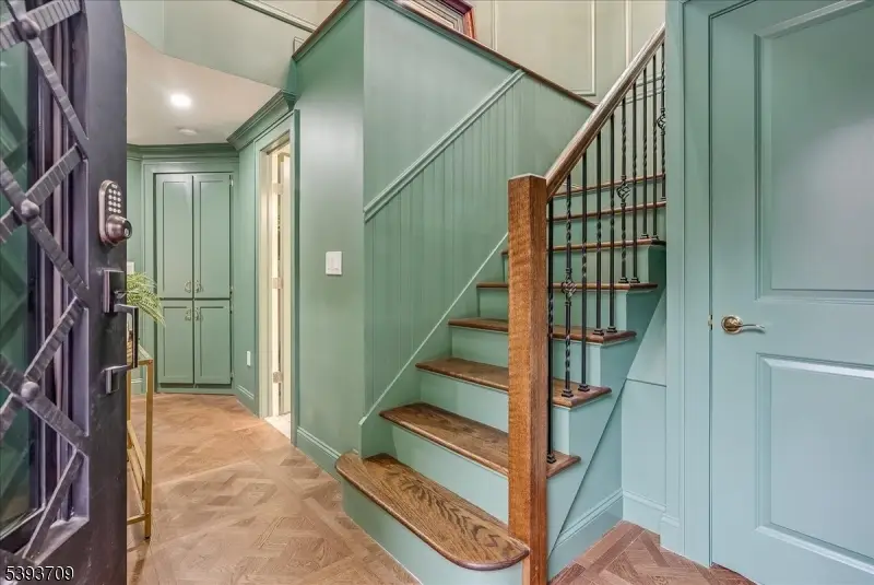 53 Oakwood Trl, Lake Mohawk, NJ 07871 - Image #3