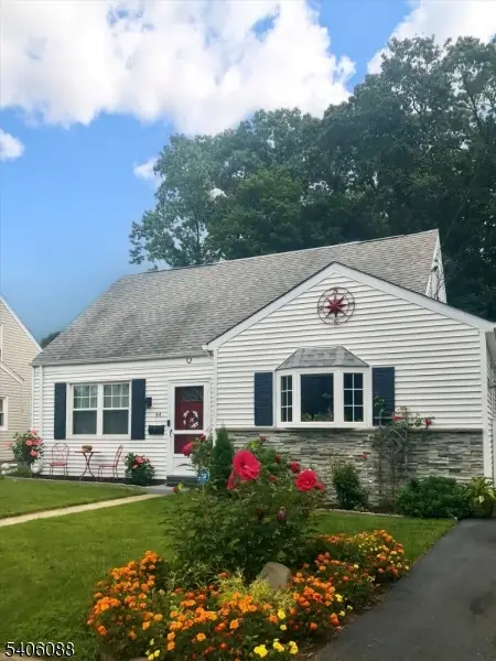 44 Kaywin Ave, Hawthorne, NJ 07506 - Image #2