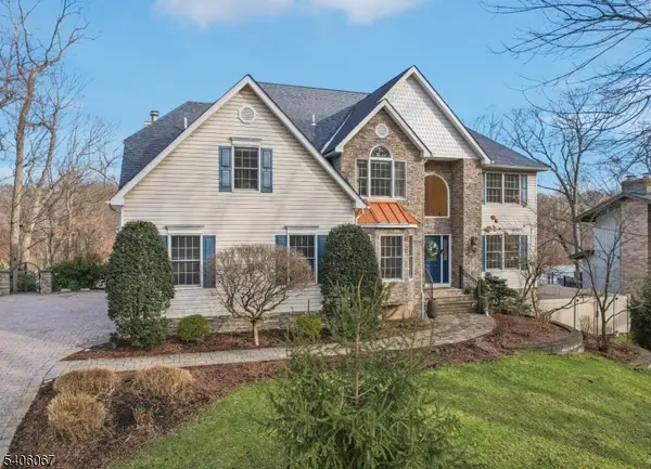 185 Summit Ave, Pompton Lakes Boro, NJ 07442