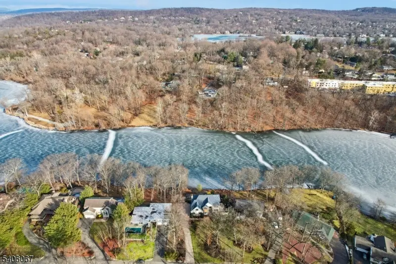 185 Summit Ave, Pompton Lakes, NJ 07442 - Image #3