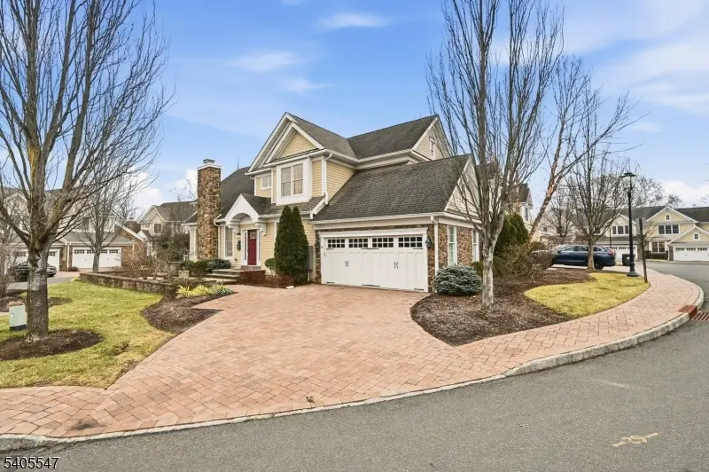 8 Woodstone Circle, Millburn, NJ 07078 - Image #3