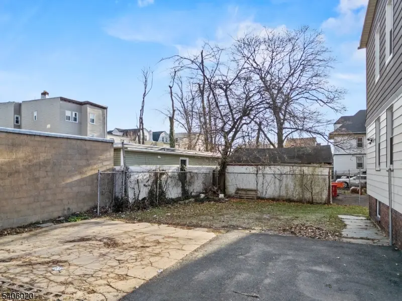 92 Harrison Pl, Irvington, NJ 07111 - Image #3