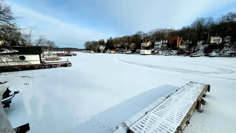 213 Squaw Trl, Hopatcong, NJ 07821 - Image #2