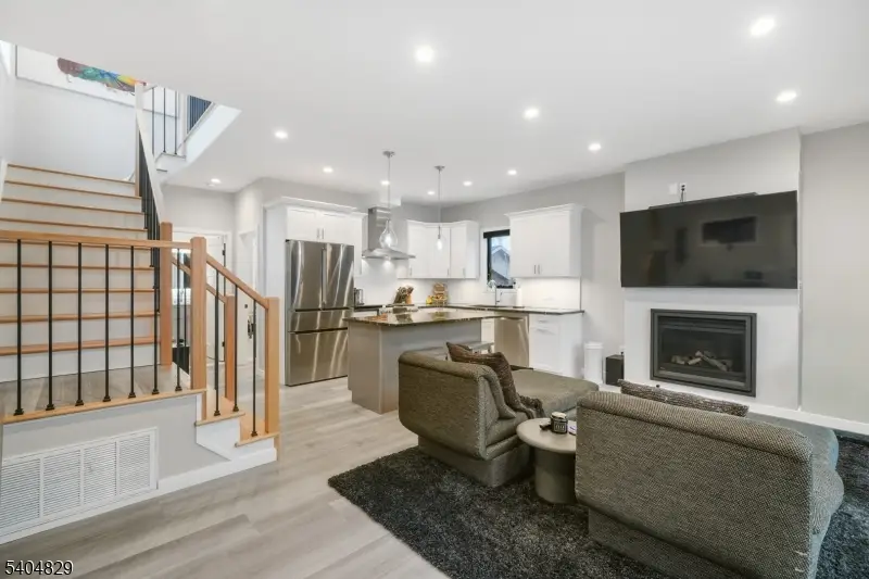 71 Witte Rd, West Milford, NJ 07421 - Image #2