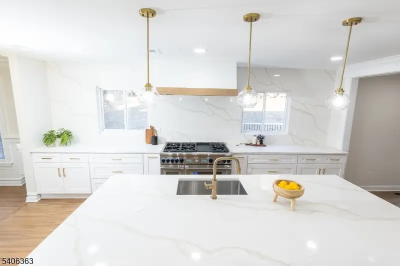 13 Sycamore Way, Warren, NJ 07059 - Image #3