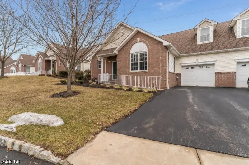 107 Samson Dr, Raritan Township, NJ 08822 - Image #2