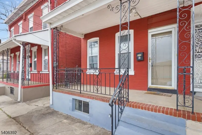 21 Short St, Trenton, NJ 08618 - Image #2