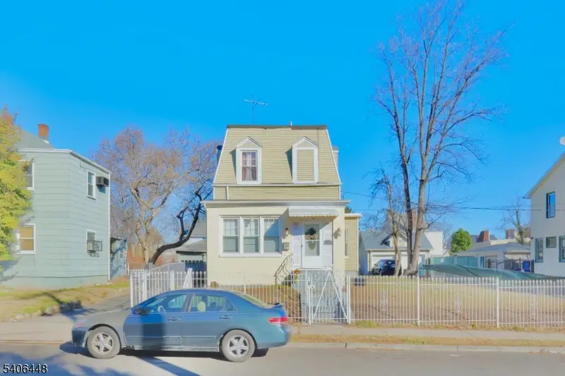 14-16 Fuller Pl, Irvington, NJ 07111 - #1