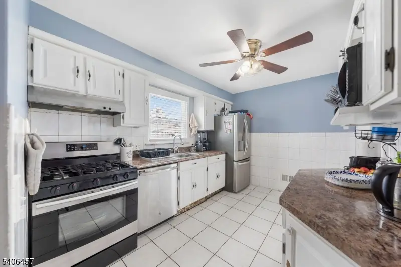 291 Seaton Ave #1, Roselle Park, NJ 07204 - #3