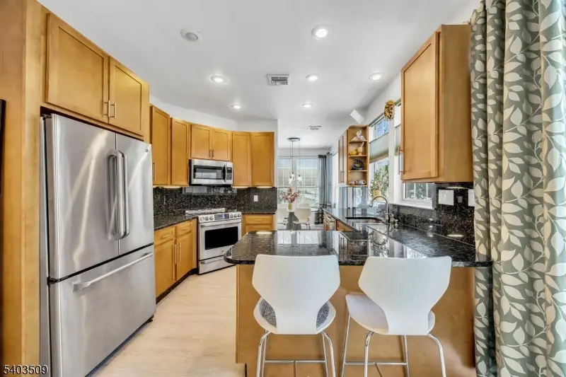 17 Mallard Ln, The Hills, NJ 07921 - #3