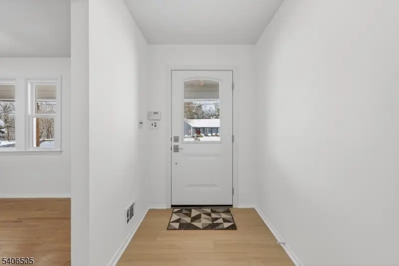 7 Madeleine Pl, Troy Hills, NJ 07054 - #2