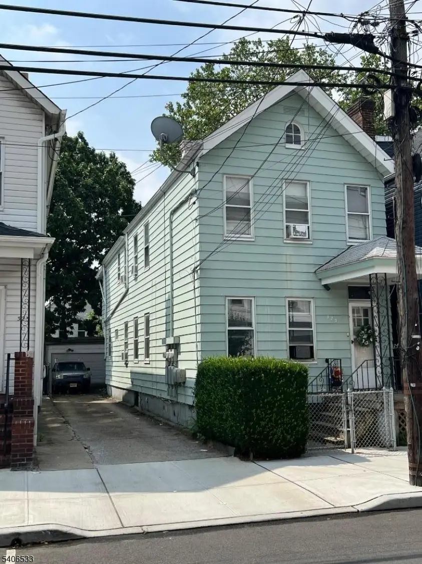 323 William St, Harrison, NJ 07029 - #1