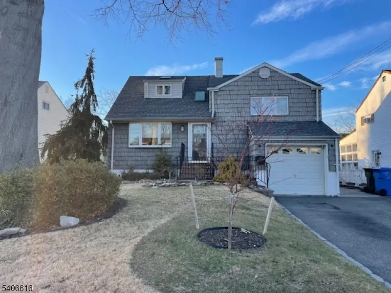 189 Mcfarlane Rd, Colonia, NJ 07067 - Image #1