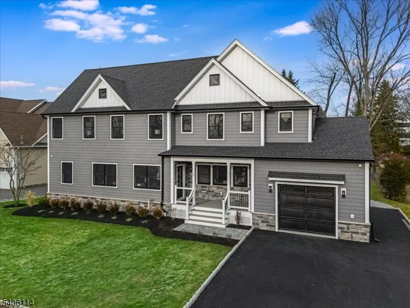 11 Laurel Pl, Fairfield, NJ 07004 - Image #1