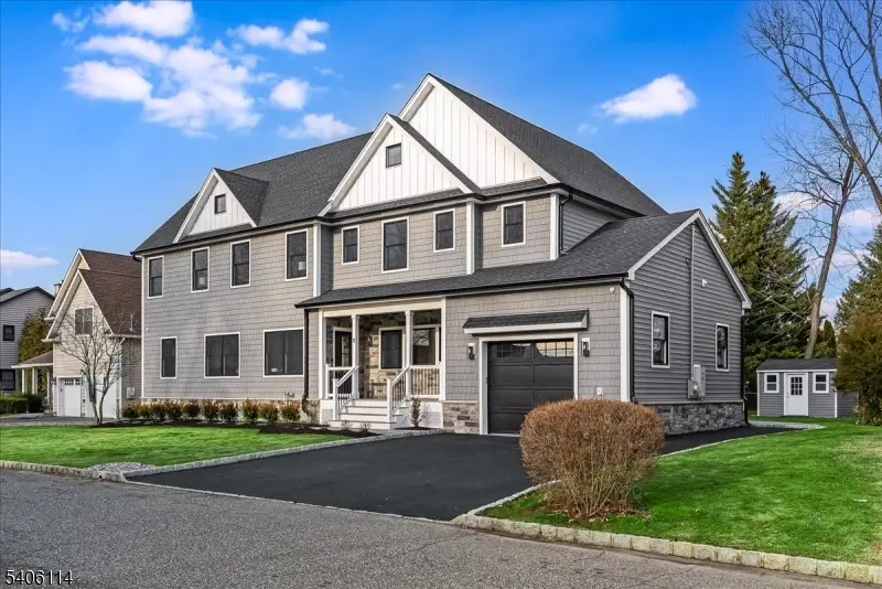 11 Laurel Pl, Fairfield, NJ 07004 - Image #3