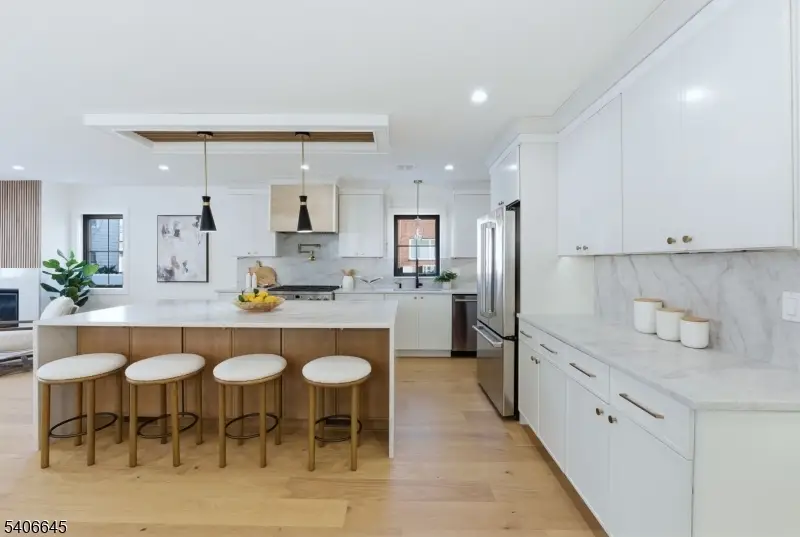 7 Willow St, Millburn, NJ 07041 - Image #1