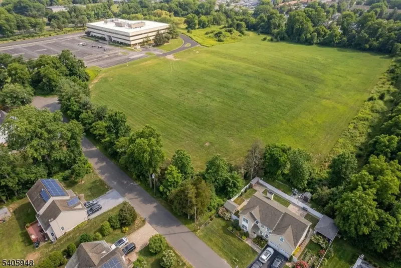 000 Woodside Lane, Finderne, NJ 08807 - Image #1