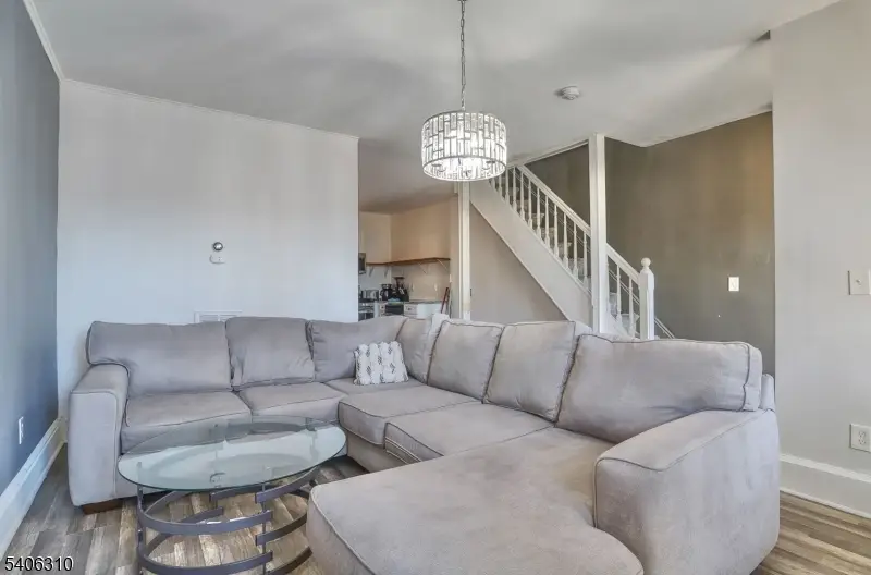 626-628 William St, East Orange, NJ 07017 - Image #2