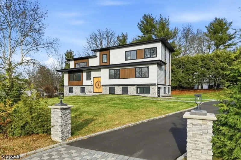 148 Great Hills Rd, Millburn, NJ 07078 - Image #2