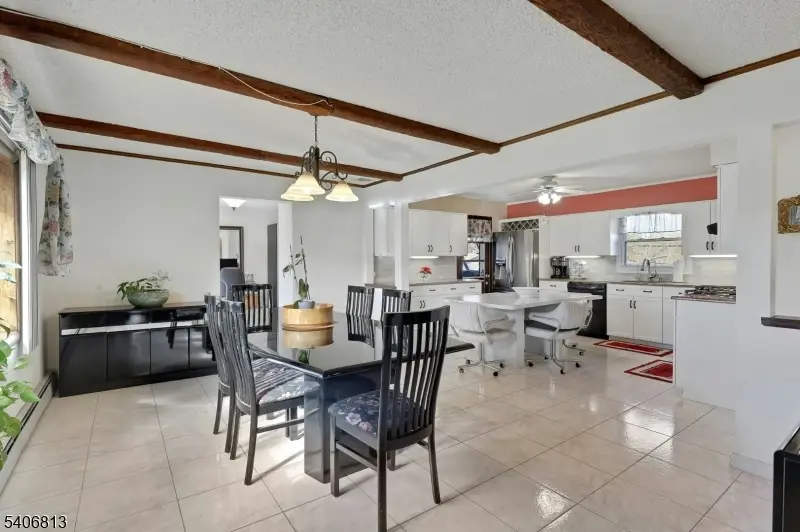 4 Highfield Ct, Preakness, NJ 07470 - Image #3