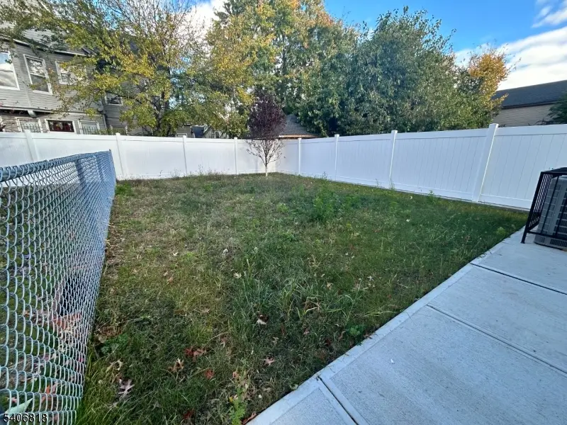 337 13th Ave, Newark, NJ 07103 - Image #2