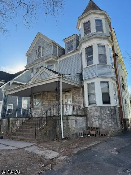 79 Chestnut St, East Orange, NJ 07018 - Image #3