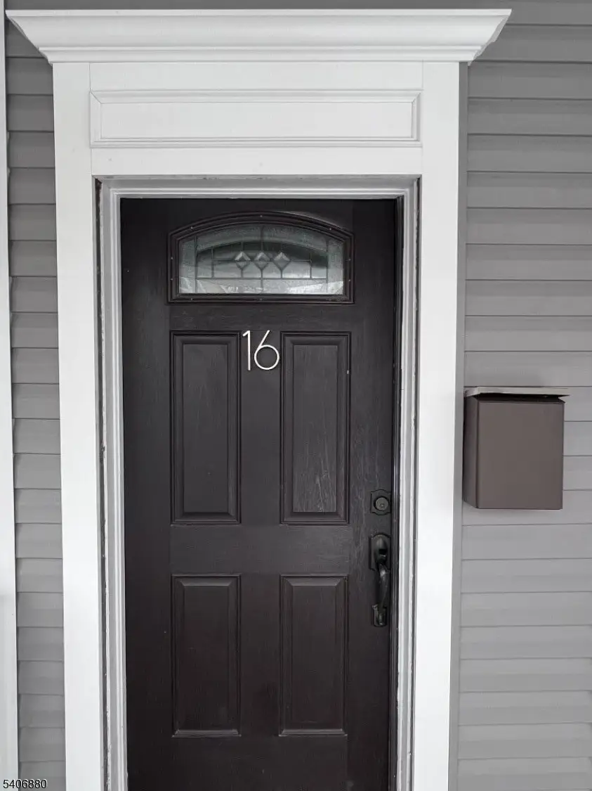 16 Sayre St, Elizabeth, NJ 07208 - Image #2