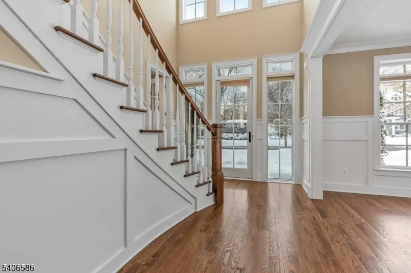 93 Edgewood Dr, Florham Park, NJ 07932 - Image #2