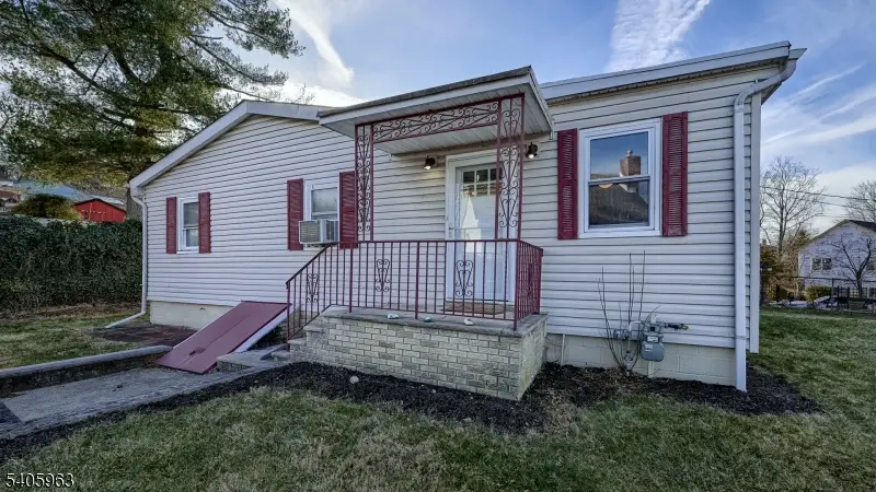 9 Scalza Ln, Lincoln Park, NJ 07035 - Image #2