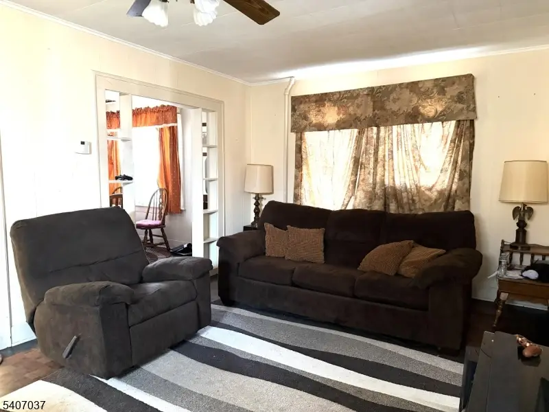 315 East St, Bound Brook, NJ 08805 - Image #2