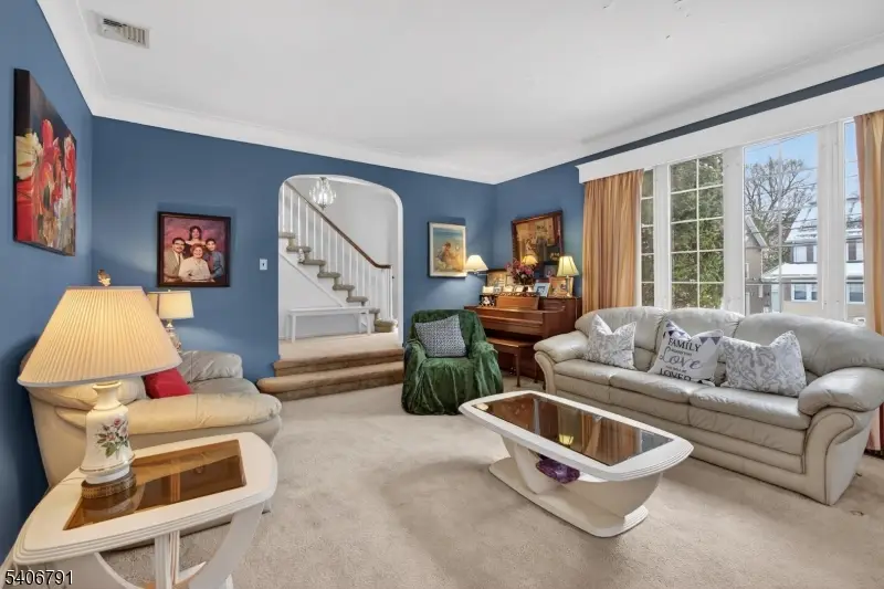 16 Parkview Pl, Passaic, NJ 07055 - #2