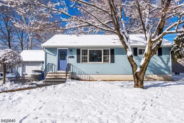 106 Riverview Ter, Riverdale Boro, NJ 07457