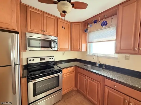 322 B9 Richard Mine Rd #9, Rockaway Twp., NJ 07885