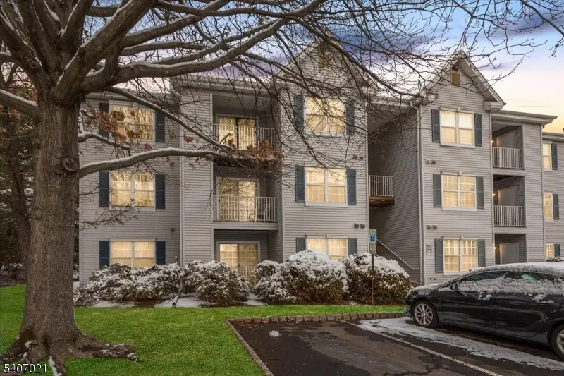 309 Stratford Pl, Martinsville, NJ 08805 - Image #1