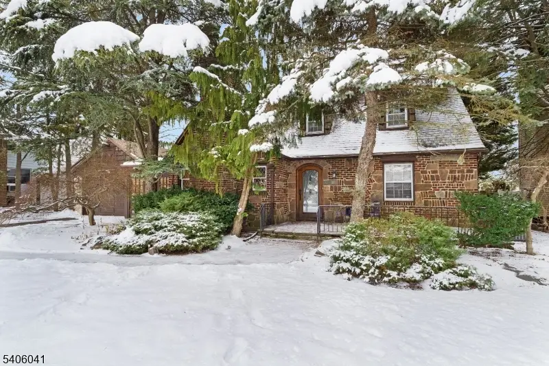 2086 Westfield Ave, Scotch Plains, NJ 07076 - Image #1