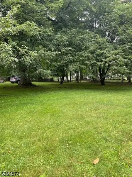 270-B Elmwynd Dr, Orange, NJ 07050 - Image #1