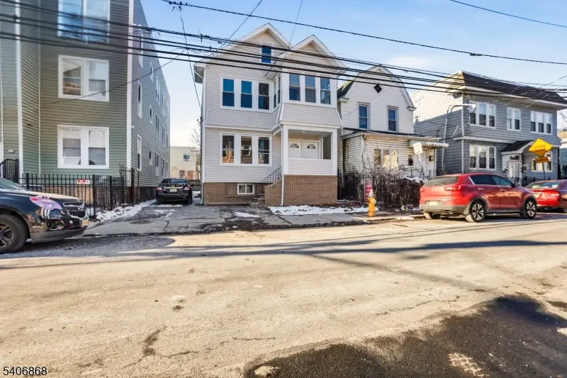 67 Brookdale Ave, Newark, NJ 07106 - Image #3