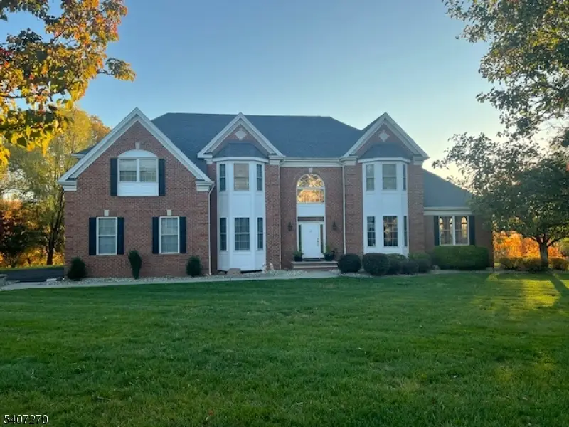 6 Stone Hill Ct, Washington, NJ 07840 - Image #2