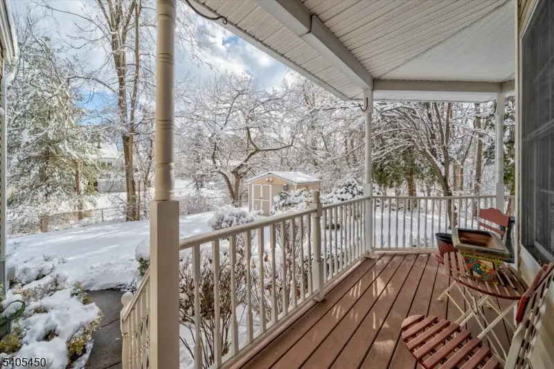 15 Paradise Pl, Roseland, NJ 07068 - Image #2