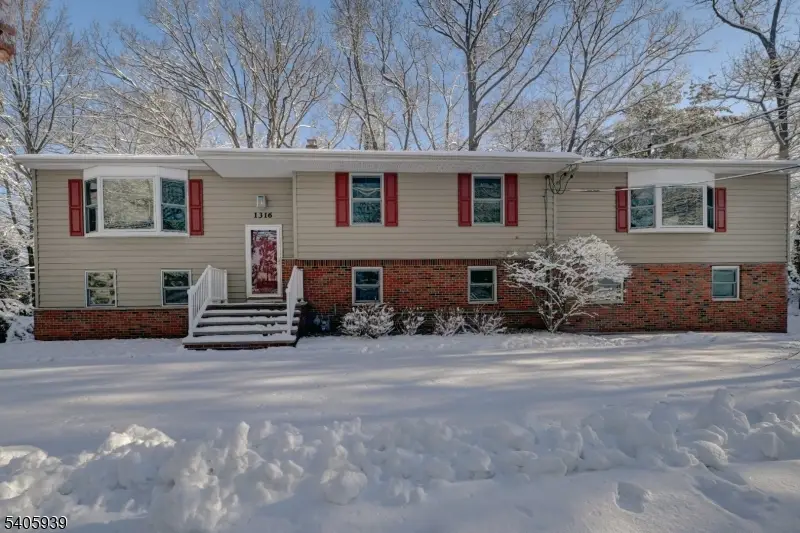 1316 Alps Rd, Wayne, NJ 07470 - #1