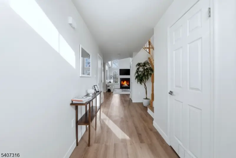 71 Washington Ct, Towaco, NJ 07082 - Image #3