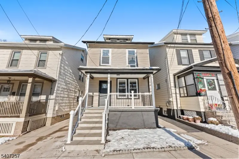 18 Hilton Ave, Maplewood, NJ 07040 - Image #1