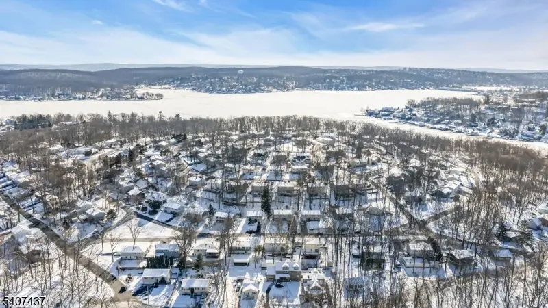 9 Corsica Rd, Hopatcong, NJ 07843 - Image #1